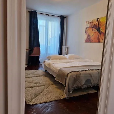 Evis Apartment