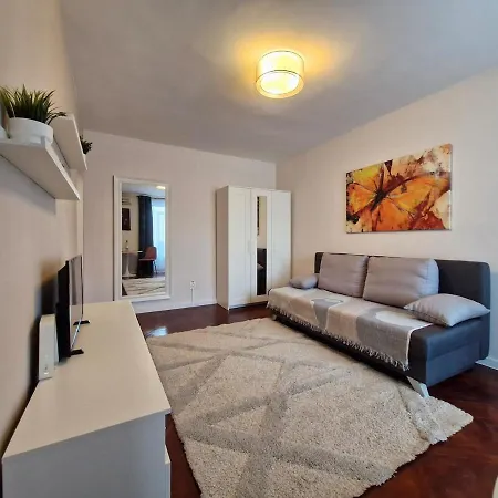 Apartment Evis *